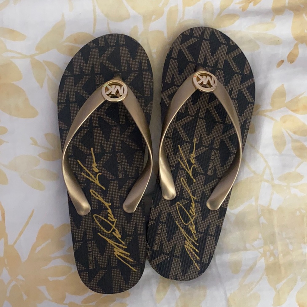 MK Flip Flops